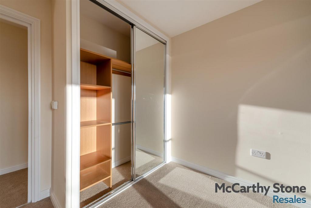 8681635-interior13.jpg