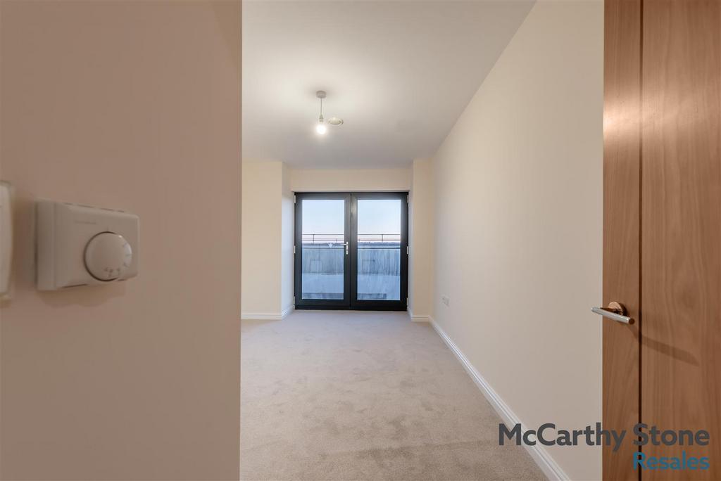 8681635-interior49.jpg