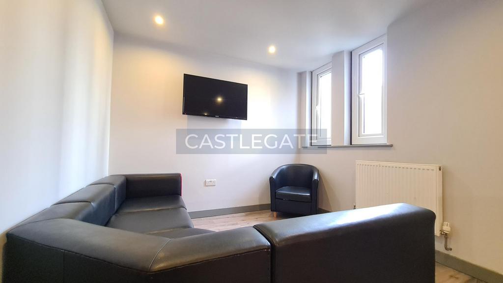 Room 73-79 The Works Communal Kitchen (5)