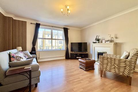 undefined, Meldon Way, Bradford BD6