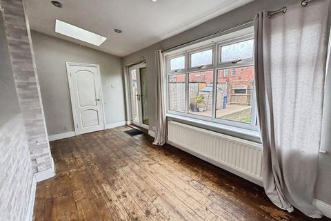 3 bedroom end of terrace house for sale, Westcott Road, South Shields
