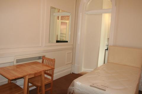 undefined, Strathray Gardens, Swiss Cottage NW3