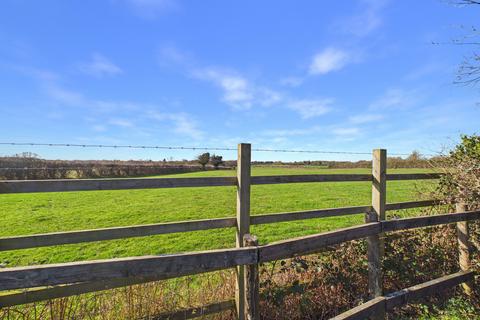 3 bedroom semi-detached house for sale, Holmer Green, High Wycombe HP15