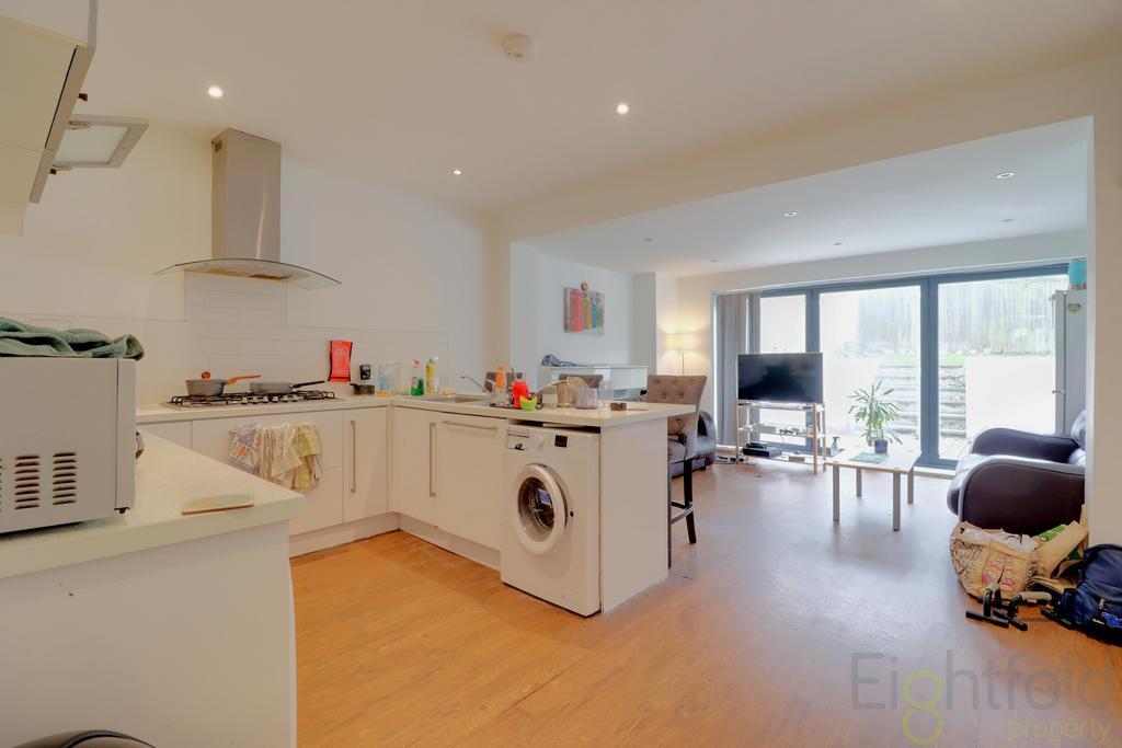 Kitchen/Living Room