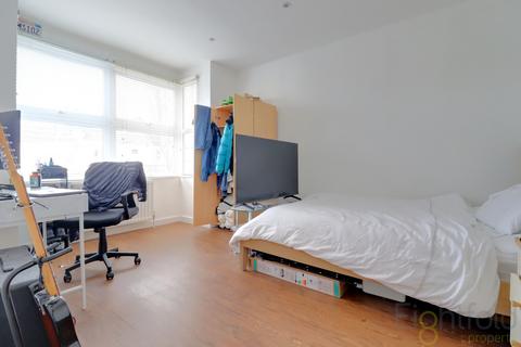 6 bedroom terraced house for sale, Hartington Place, Brighton, East Sussex