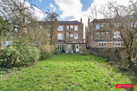 2 bedroom flat to rent, Compayne Gardens, London, NW6