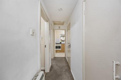 1 bedroom flat for sale, Mackie Avenue, Patcham, Brighton