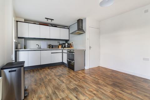 3 bedroom end of terrace house for sale, Avenue Road, Huntingdon PE29