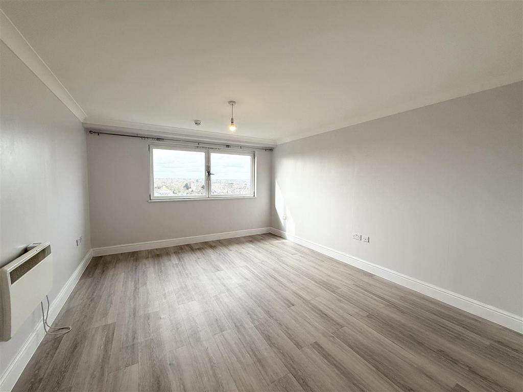 Bedroom 2.jpeg