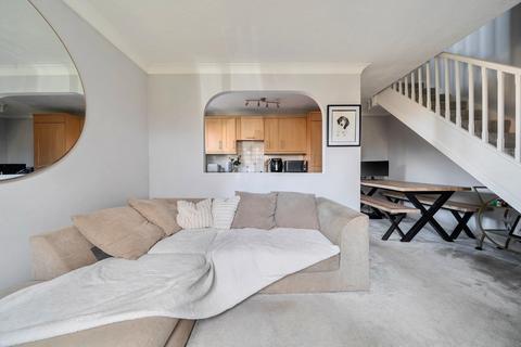 undefined, Devoil Close, Surrey GU4