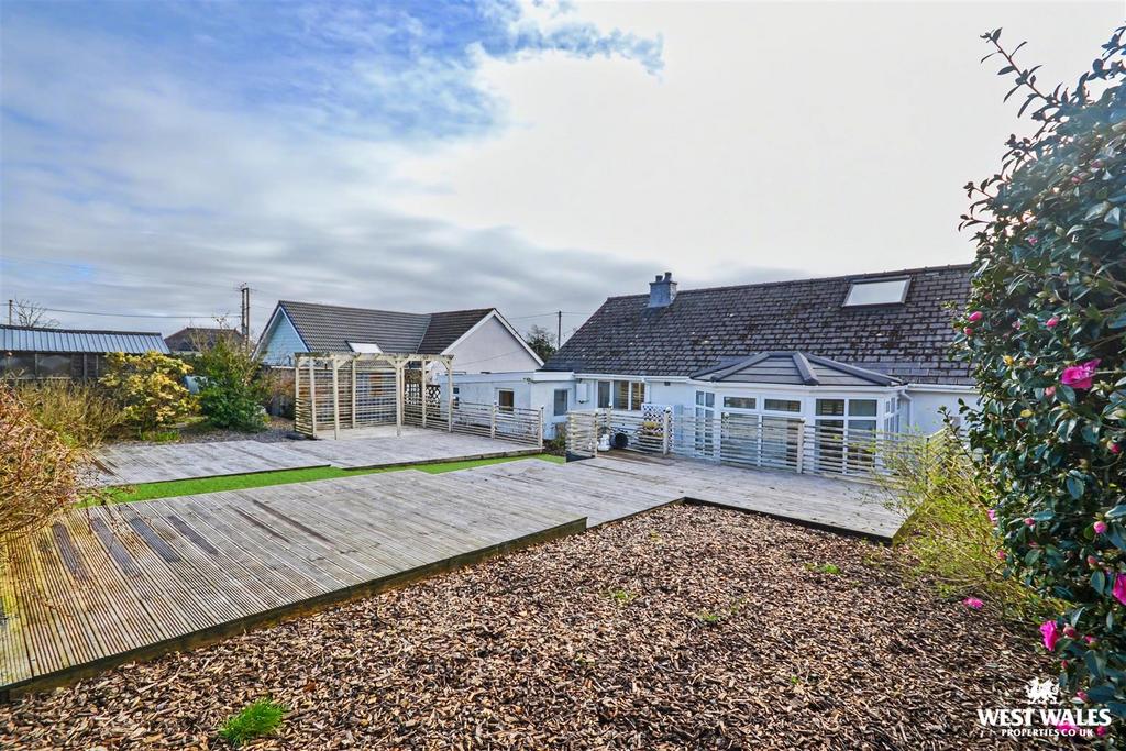 Rear garden