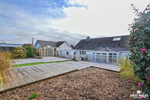 undefined, Tegryn, Llanfyrnach