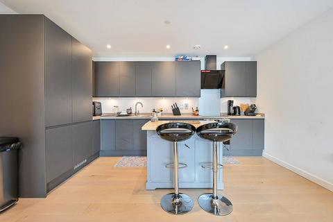 2 bedroom flat to rent, Copley Close, Hanwell, W7