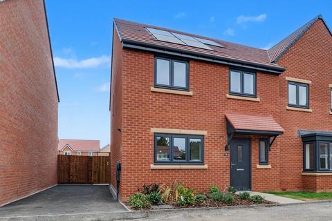 Heart of England Way, Nuneaton CV11