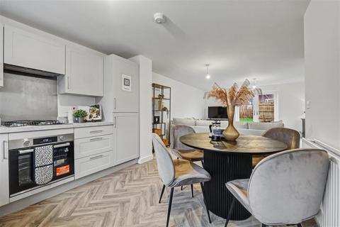 3 bedroom semi-detached house for sale, Heart of England Way, Nuneaton CV11