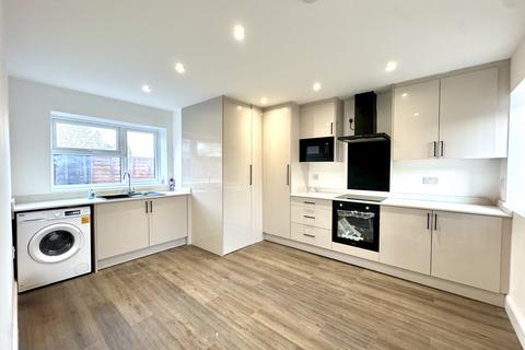 undefined, 528 Greenford Road, Greenford, Greenford, UB6