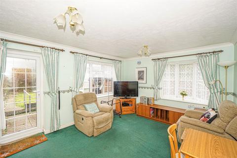3 bedroom end of terrace house for sale, Sheerwater Terrace, Hastings