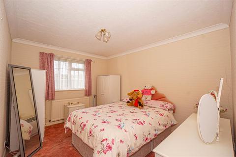 3 bedroom end of terrace house for sale, Sheerwater Terrace, Hastings