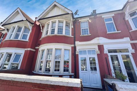 Southbourne Grove, Westcliff-On-Sea