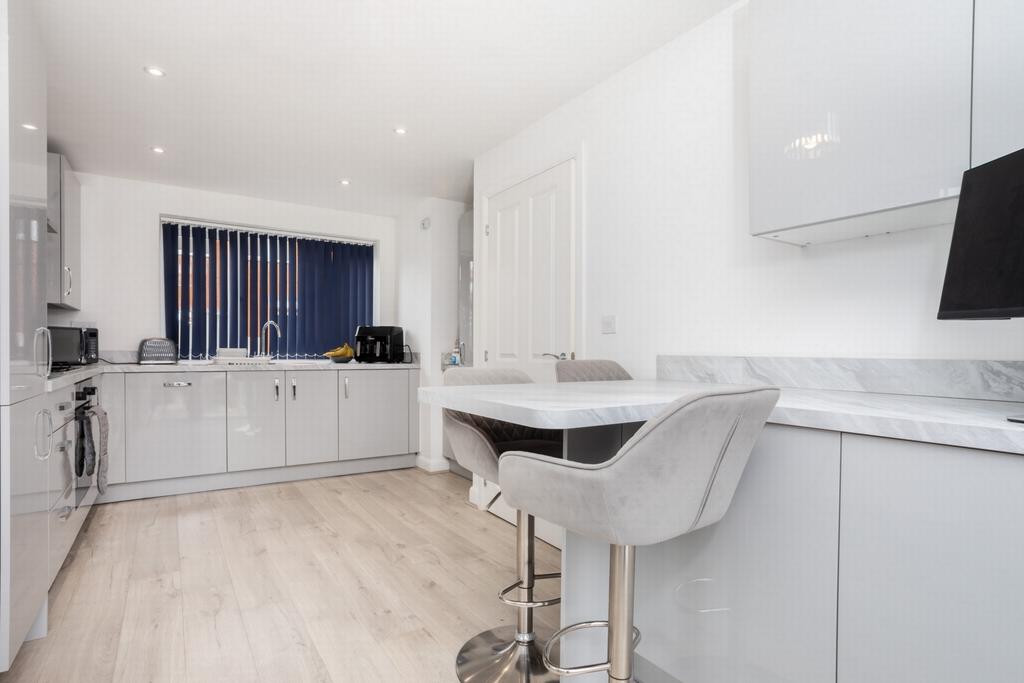 Kitchen/breakfast rm