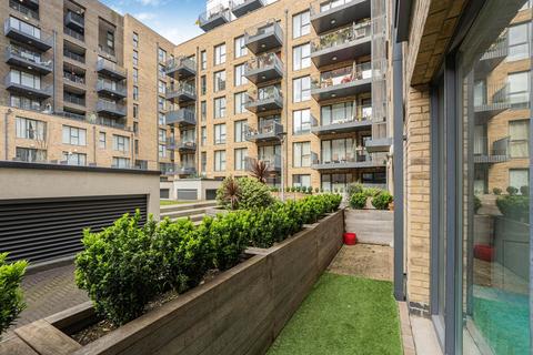 2 bedroom apartment for sale, Carrick Court, Nicholson Square, London E3 3UD