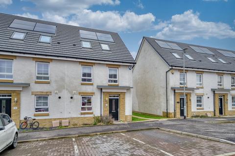 Lady Glen Place, Newton Mearns, G77