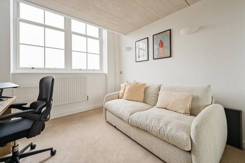 2 bedroom flat for sale, Ecclesbourne Road, De Beauvoir Town, London, N1