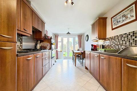 undefined, Leveret Chase, Lincoln LN6