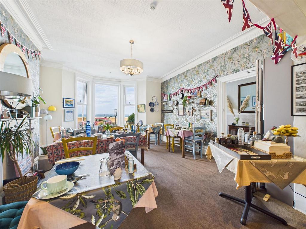 Breakfast Room