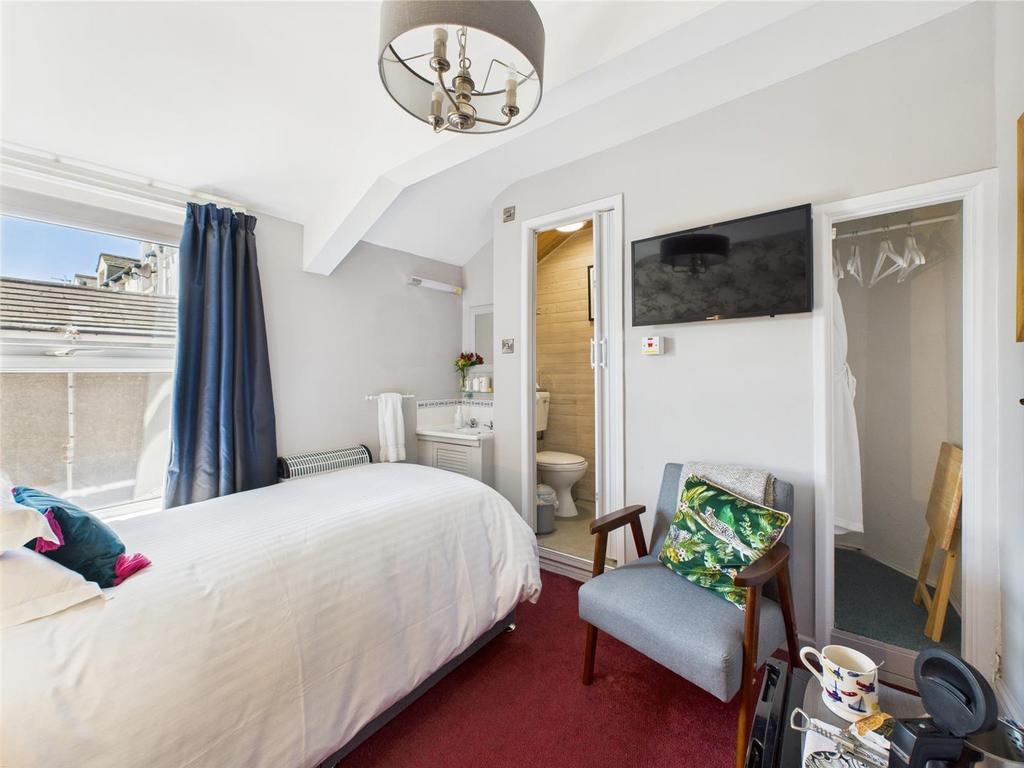 Bedroom Eight