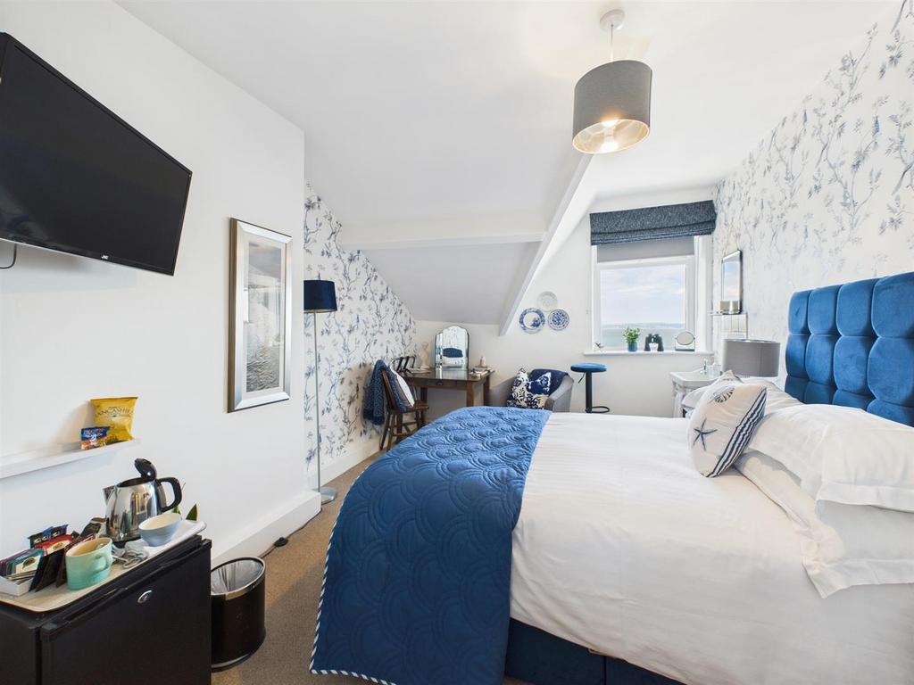 Bedroom Nine