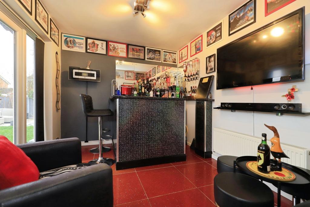 Bar/Office/Room