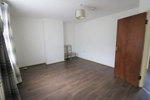 undefined, St. Quintin Road, London E13