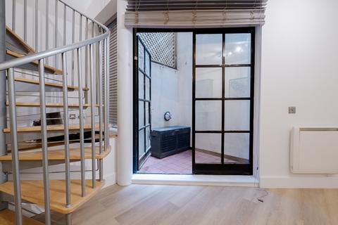 undefined, Furnival Street EC4A, EPC:D