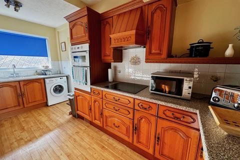 3 bedroom semi-detached house for sale, 25 Victoria Road Louth LN11 0BU