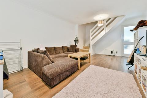 2 bedroom terraced house for sale, Coleridge Close, Hitchin