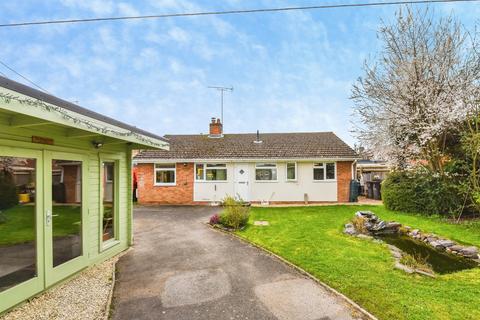 3 bedroom detached bungalow for sale, Andrew Close, Durrington, Salisbury