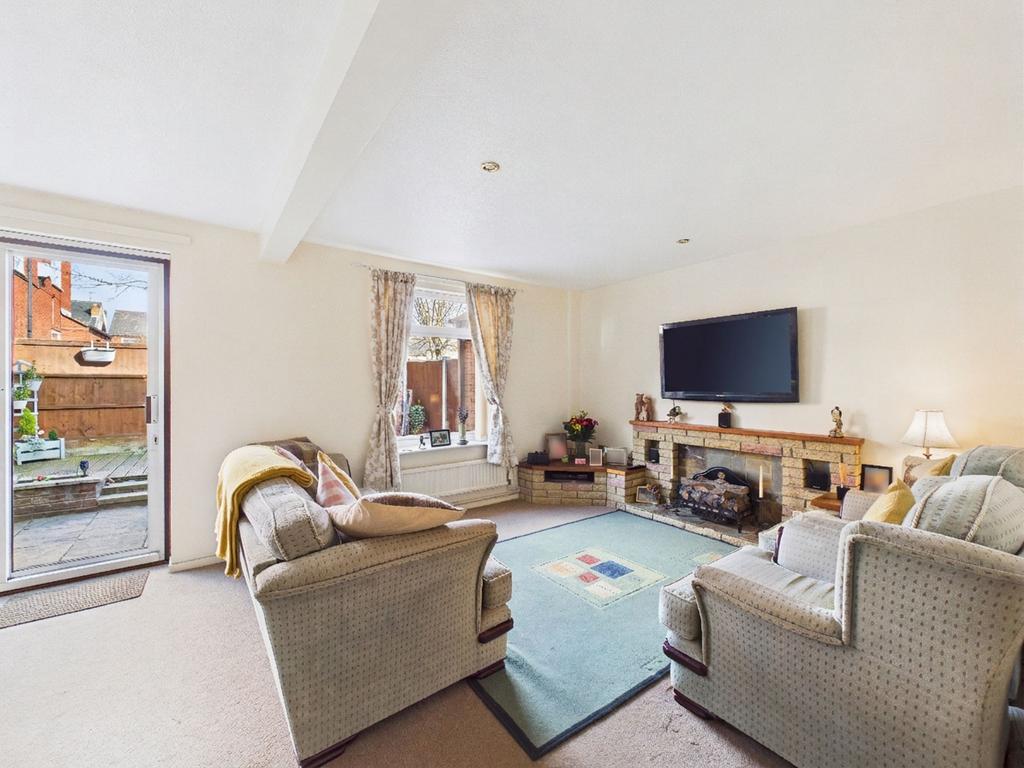 Lounge Dining Room