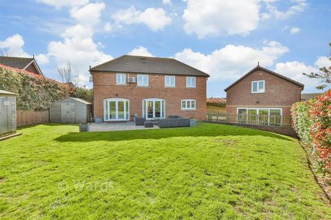 3 bedroom detached house for sale, Hustlings Drive, Sheerness ME12