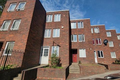undefined, Silver Street, Edmonton, N18
