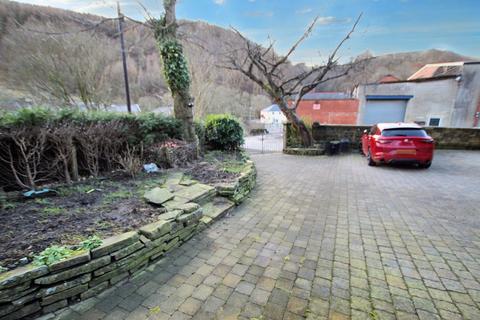 5 bedroom detached house for sale, Station Parade, Todmorden OL14