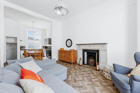 2 bedroom flat to rent, Perham Road, W14
