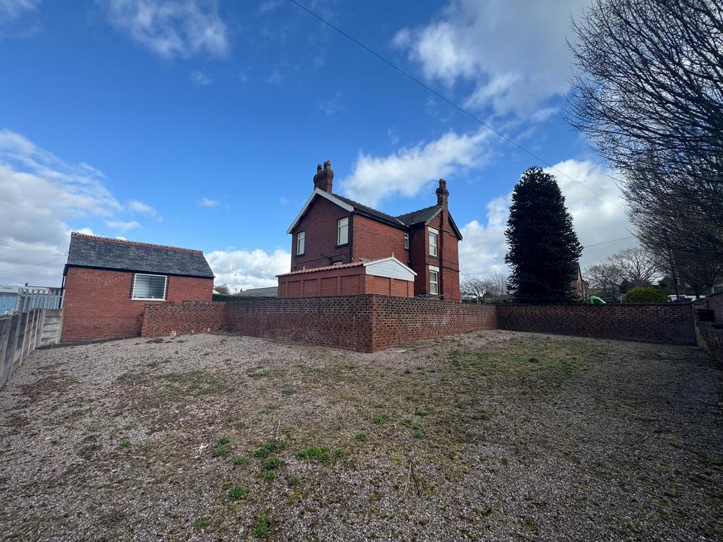 Whats App Image 2026-03-11 at 16.01.26 (31).jpeg