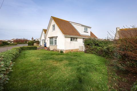 Rue des Tamaris, Castel, Guernsey, GY5