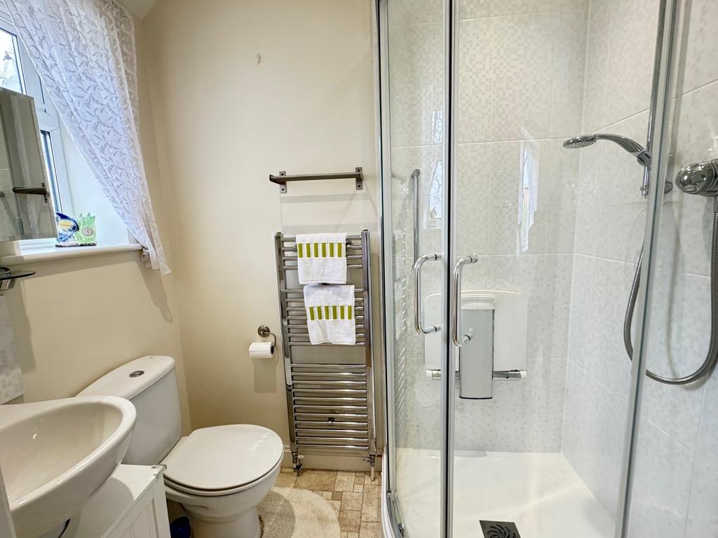 Ensuite Shower Room