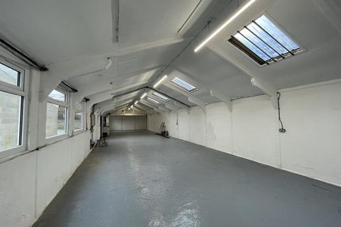 Warehouse to rent, Station St Leek ST13 8BF