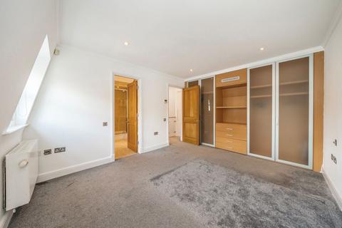 2 bedroom flat to rent, William Mews, London SW1X