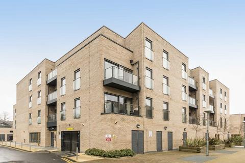 2 bedroom flat to rent, Vinery Way, London W6