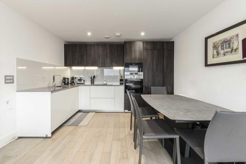 2 bedroom flat to rent, Vinery Way, London W6