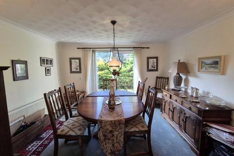 undefined, Hillcrest, Llangefni, Anglesey, LL77
